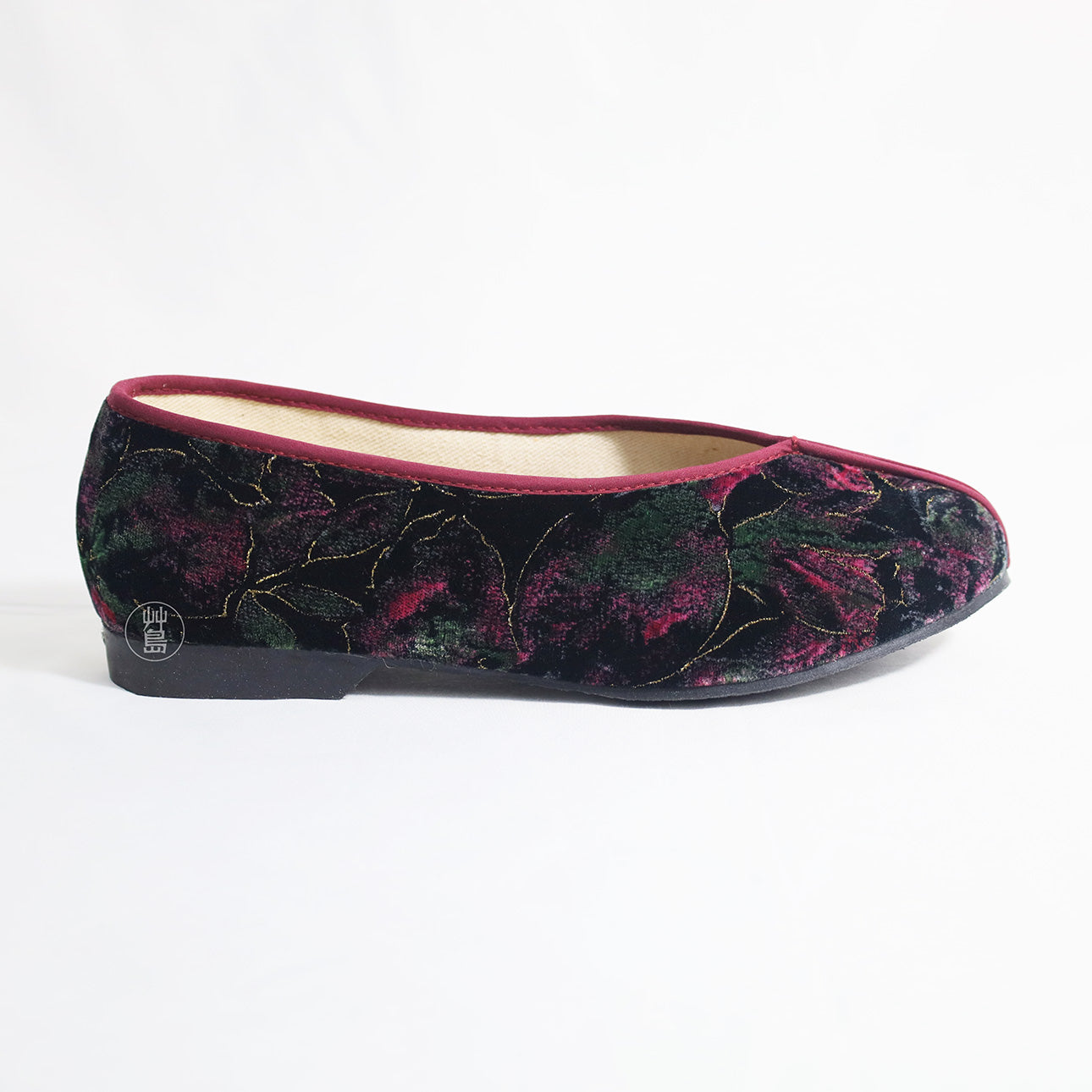 Oriental Beauty Embroidered shoes