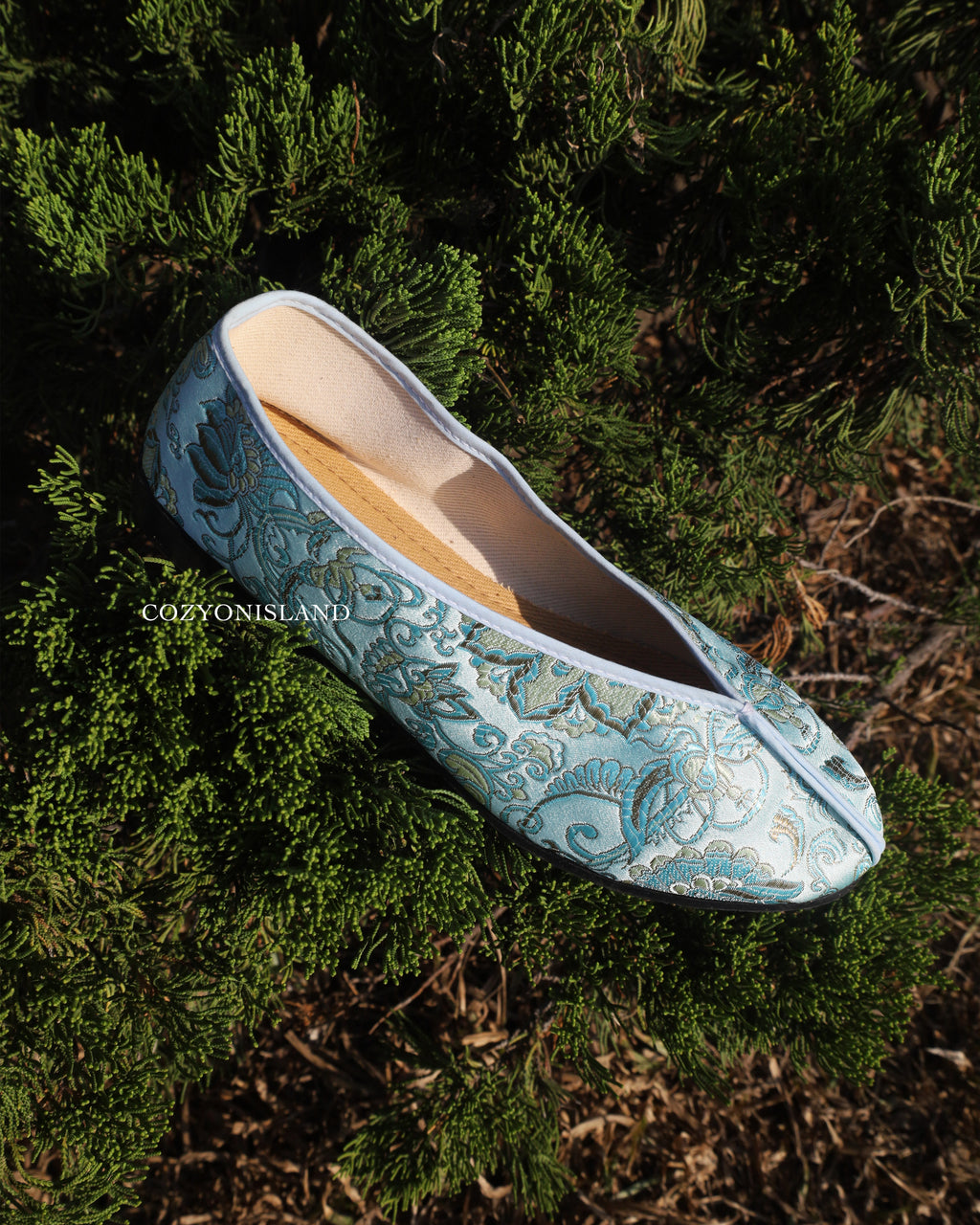Blossom Reverie Embroidered shoes